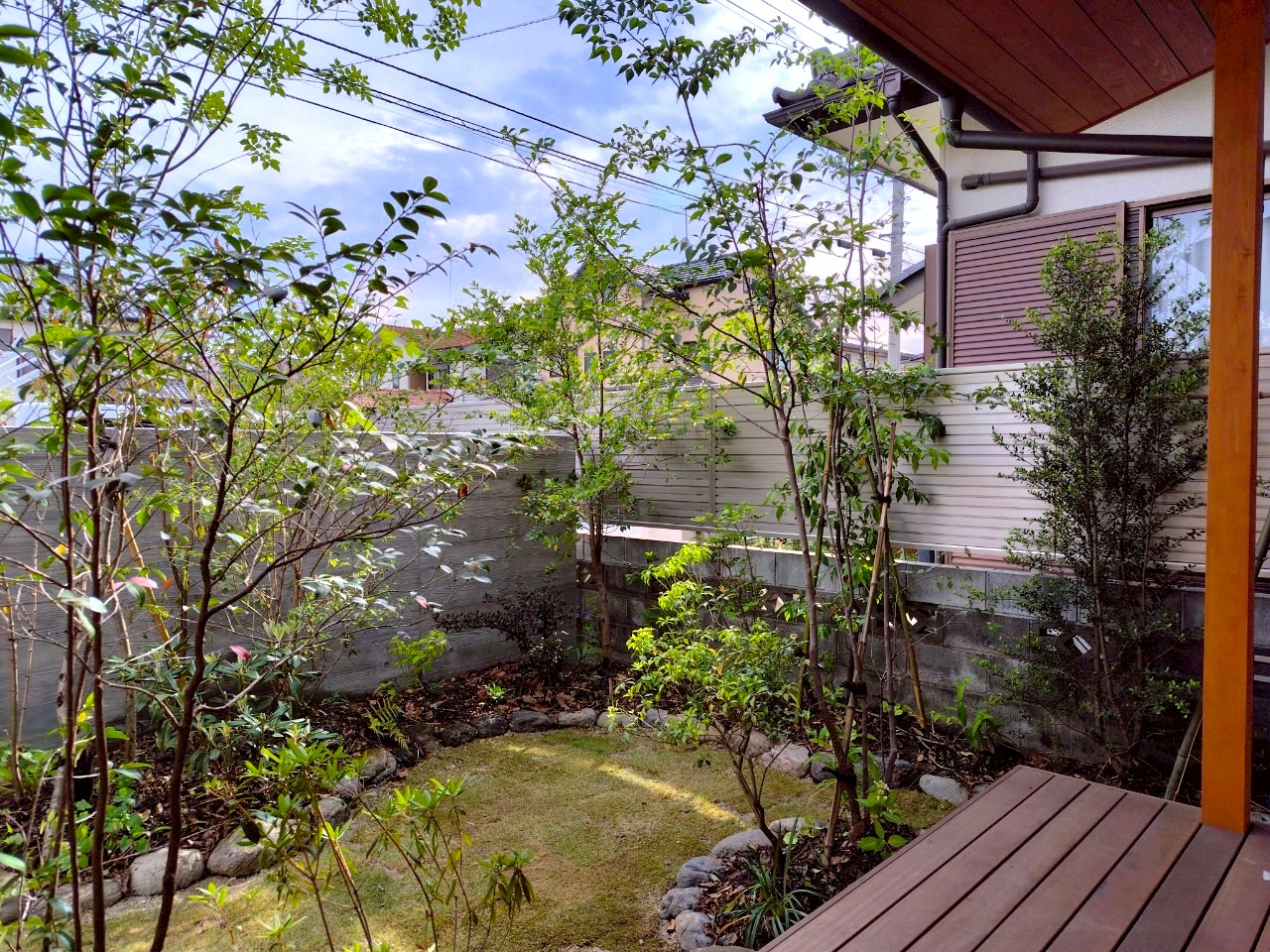 【雑木の庭づくり：熊谷市S邸】囲まれた空間に里山を再現した造園事例